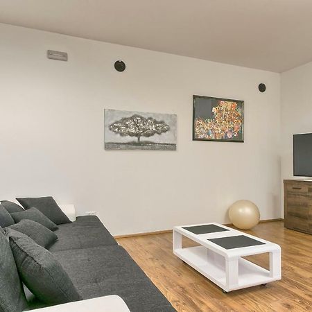 Wellness Apartman Kaiser Pula Zewnętrze zdjęcie